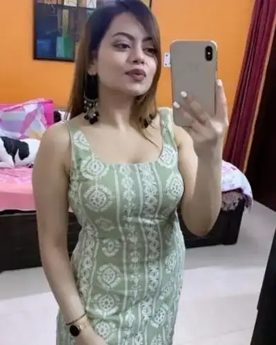 Call Girl in Yelandur